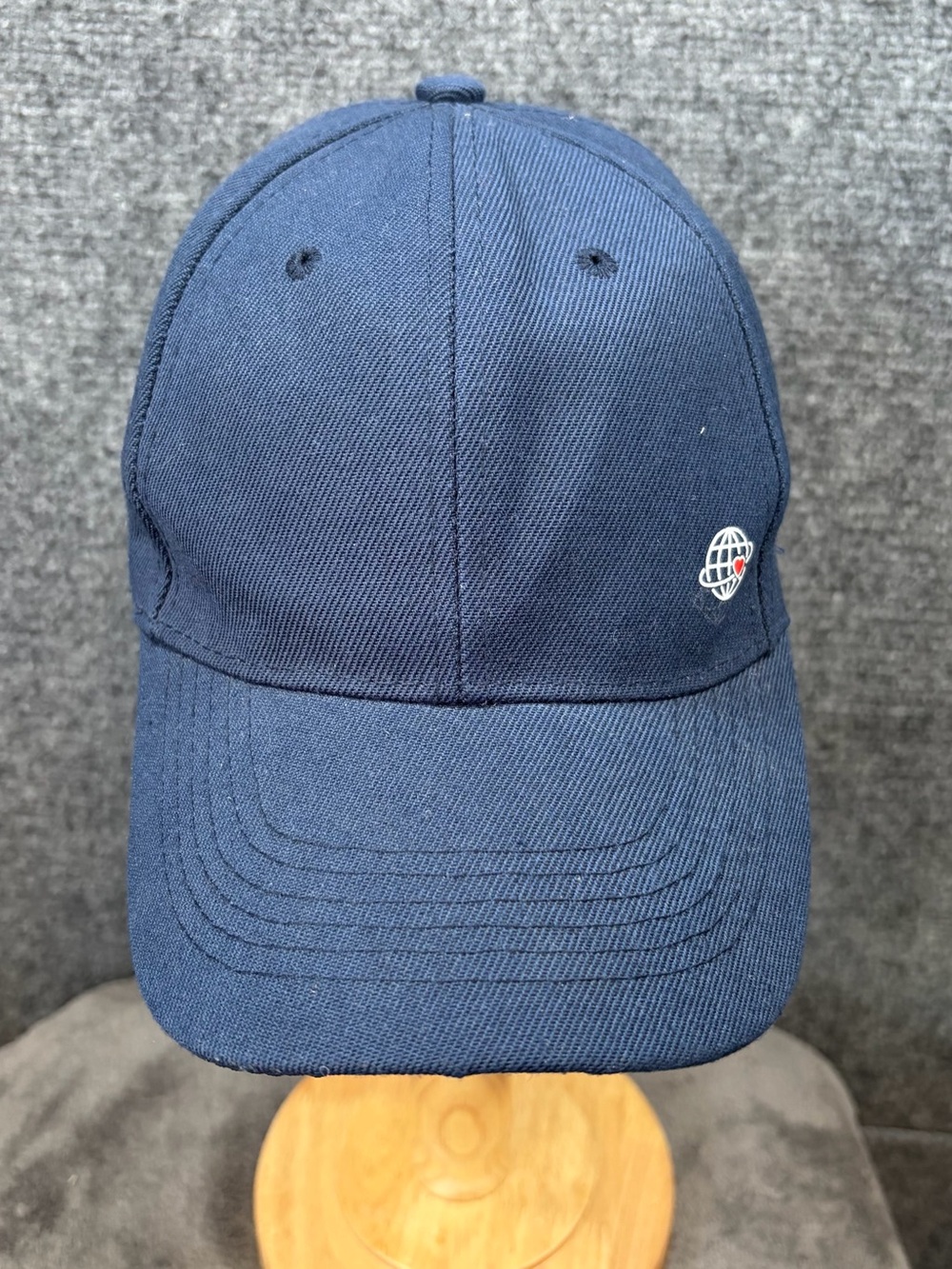 Unbranded Baseball Cap Men One Size Navy Blue Globe Heart Accent Dad Hat
